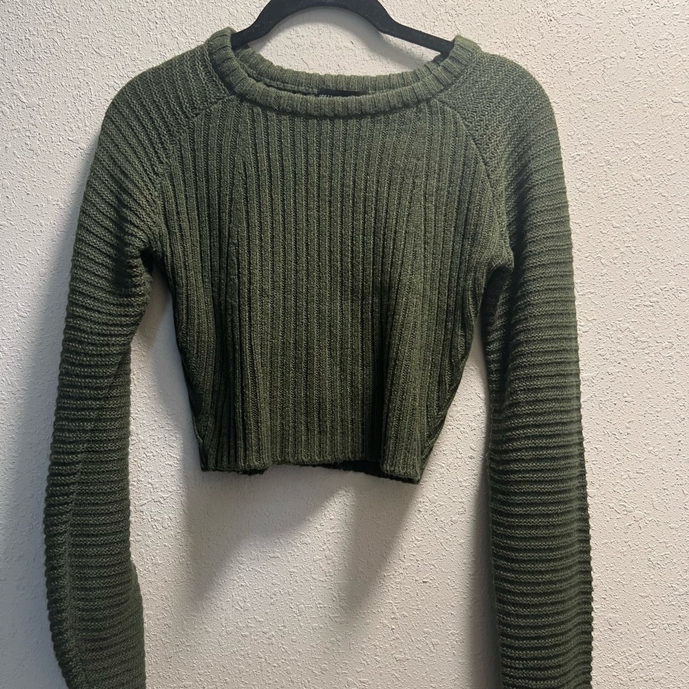 Green Ribbed Knit Sweater cropped
